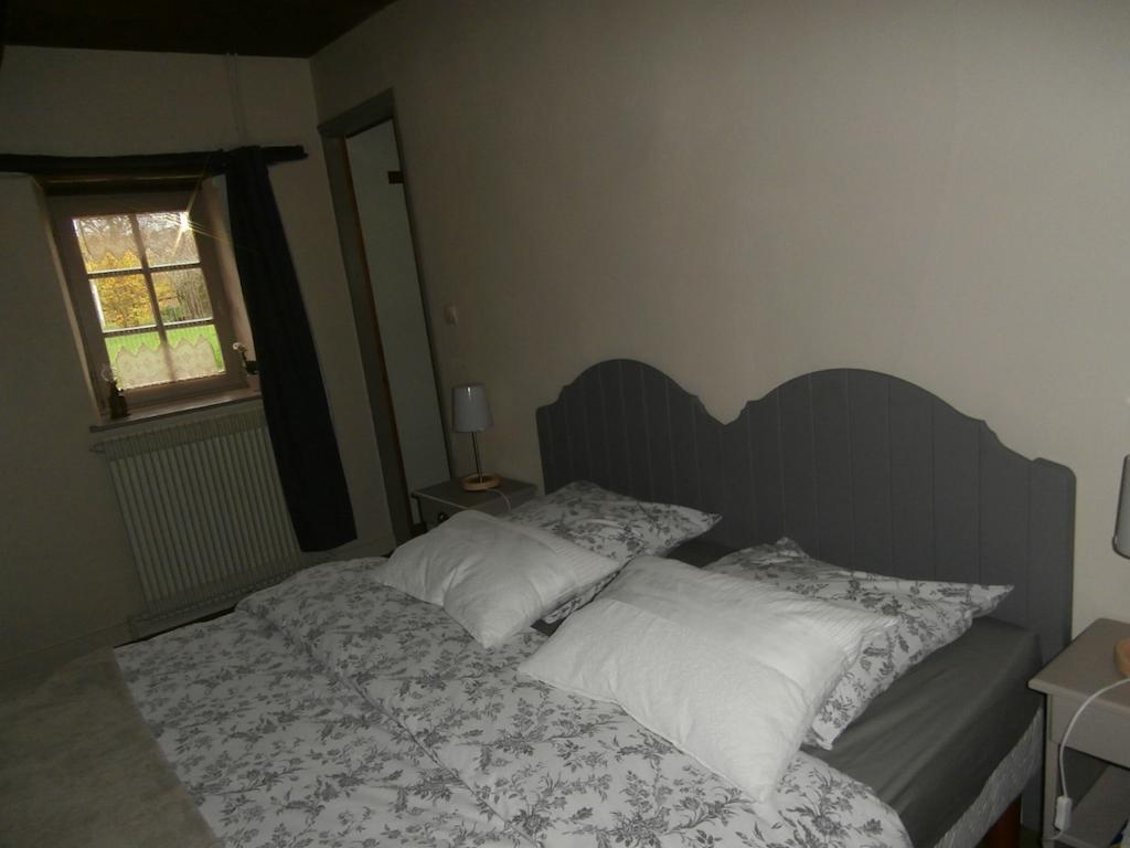 L'Apotheis Bed and Breakfast Saint-Thégonnec Δωμάτιο φωτογραφία