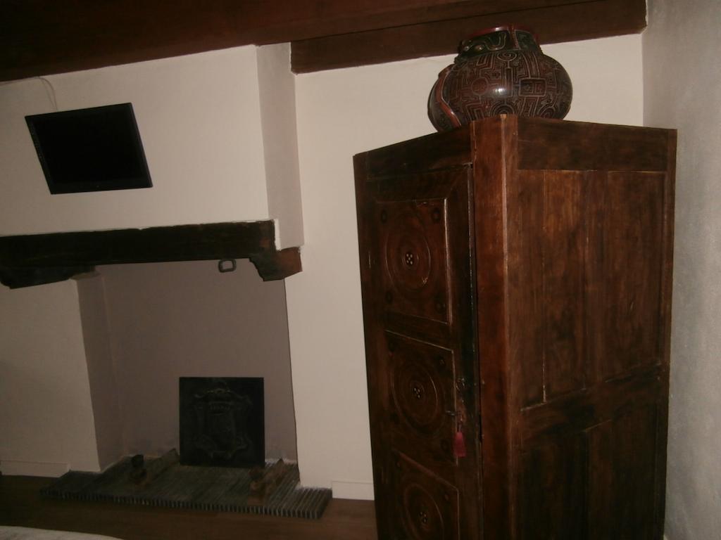 L'Apotheis Bed and Breakfast Saint-Thégonnec Δωμάτιο φωτογραφία
