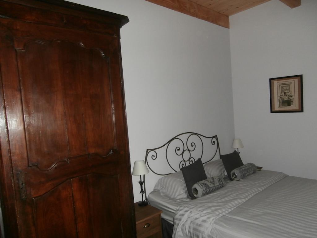 L'Apotheis Bed and Breakfast Saint-Thégonnec Δωμάτιο φωτογραφία